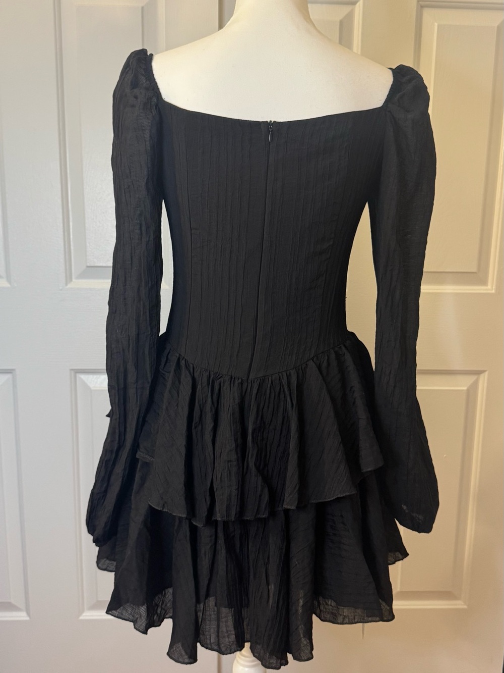 Black Long-Sleeve Tiered Mini Dress Witchy Costume - Picture 5 of 7